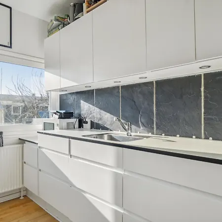 Appartement - Taet Pa Botanisk Have & - 1br *