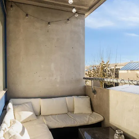 - Taet Pa Botanisk Have & - 1br *